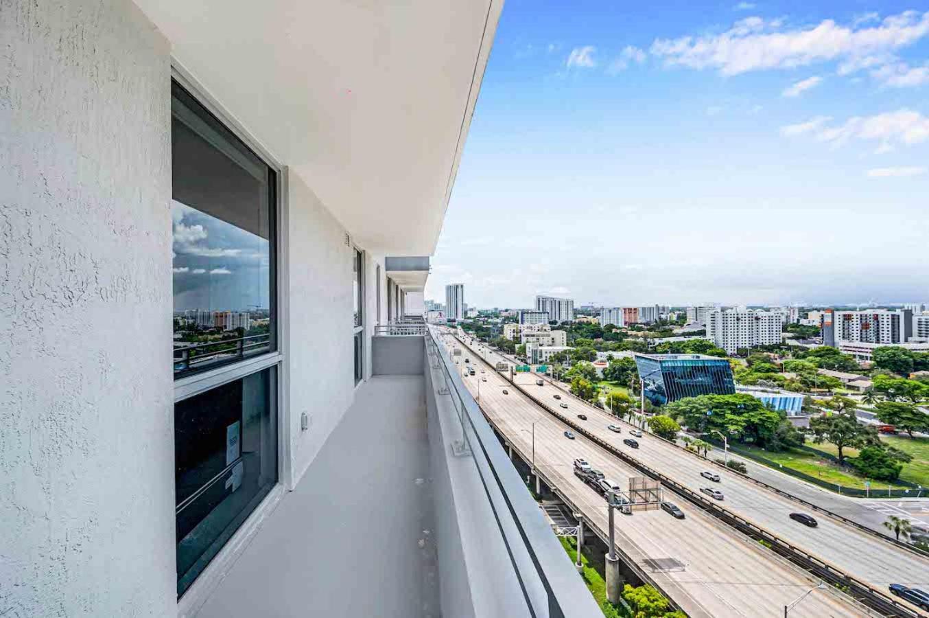 Amazing 3 Bed Unit In Dwntwn Miami With Free Parking Apartment Exterior foto